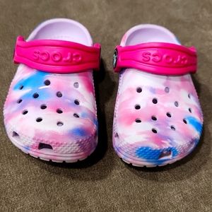 Size 4 Crocs